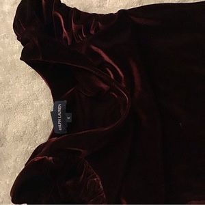 This dress is new without tag. Fits girls 6 yrs old